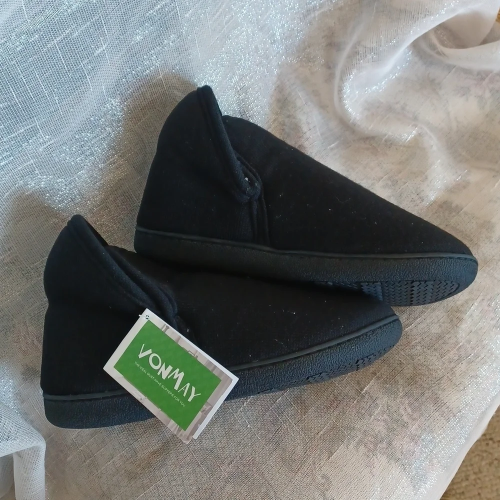 Vonmay Men's Memory Foam House Slippers - Sz 9-10.